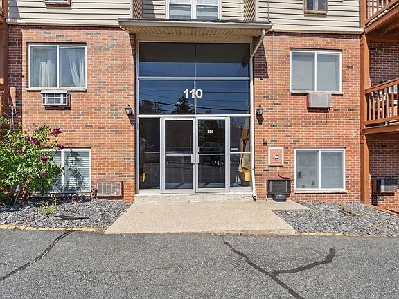 3rd image of 110 Boston Post Rd E APT 8