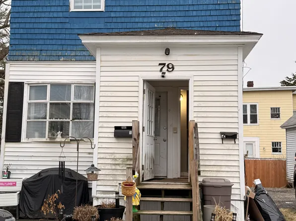 79 Willow St #2, Augusta, ME 04330