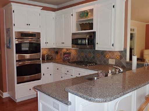 2nd image of 3000 Hembree Grove Dr