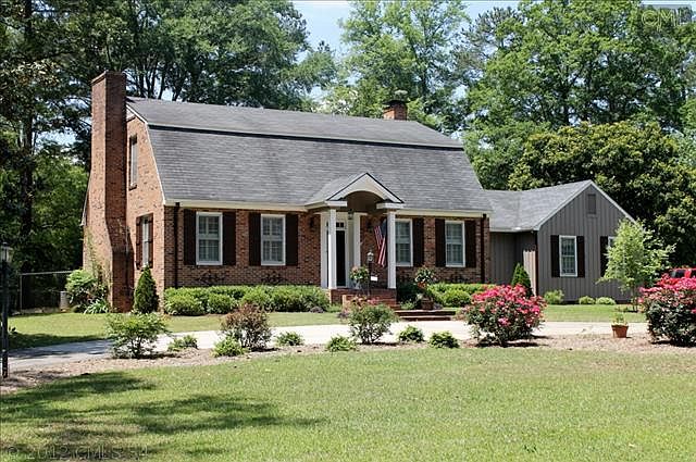 1st image of 1036 Wallace Dr