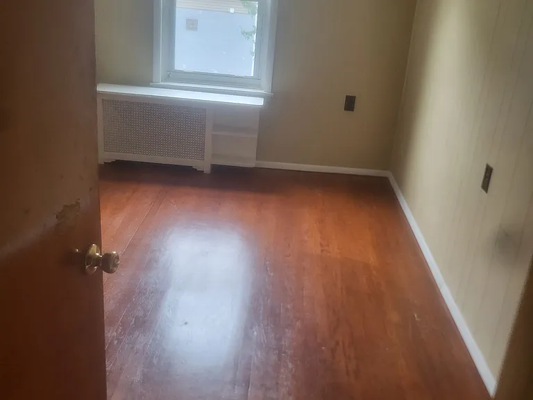 601 Lamberton St — Photo 13