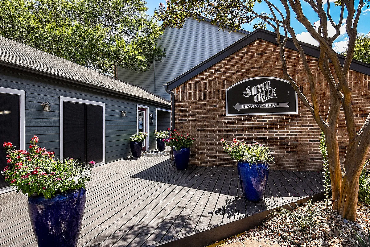 Silver Creek Office - Silver Creek Apartments