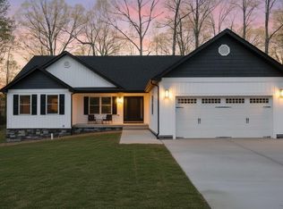 206 Saylers Creek Rd, Locust Grove, VA