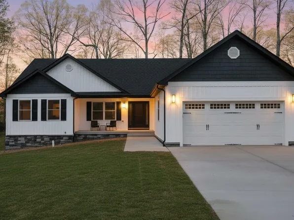 206 Saylers Creek Rd, Locust Grove, VA 22508