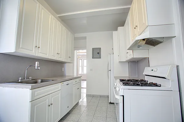 Rented by Corcoran | media 9