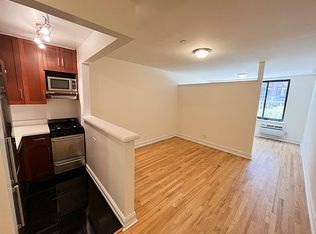 1570 1st Ave APT 3E, New York, NY 10028