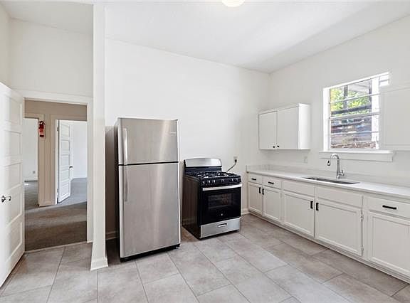 5th image of 2307 Leonidas St