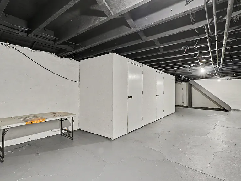 2156 W Clifton Ave #2 — Photo 14