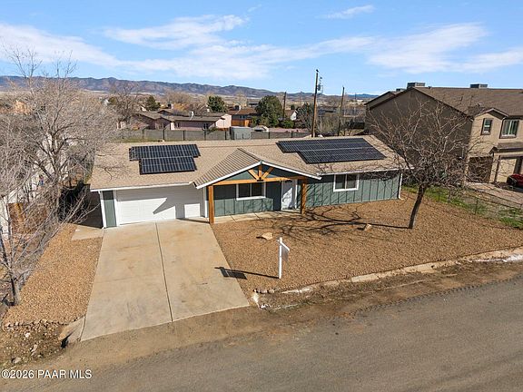 3rd image of 3257 N Constance Dr
