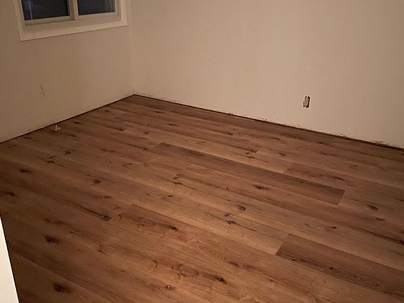5th image of 7107 Scarborough Peak Dr