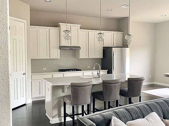 3rd image of 507 Forza Viola Way