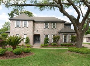 2923 Eagle Creek Dr, Kingwood, TX 77345