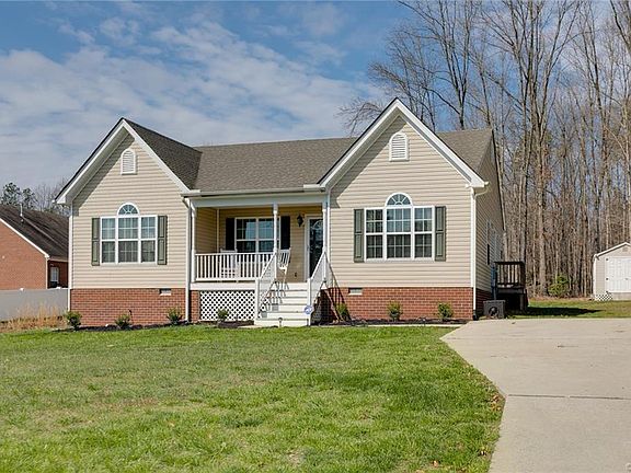 4th image of 15242 Parkgate Dr