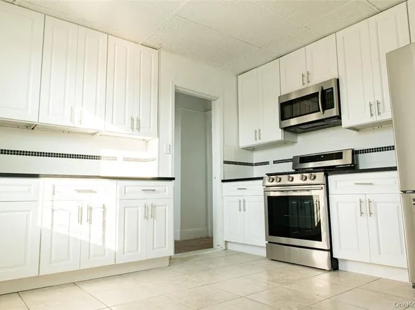 14 Horton Avenue, New Rochelle, NY 10801