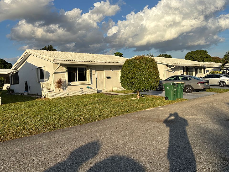 1st image of 8601 NW 59th St
