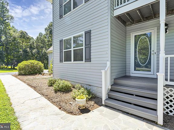 4th image of 11308 Amsterdam Ct