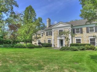22401 Shaker Blvd, Shaker Heights, OH