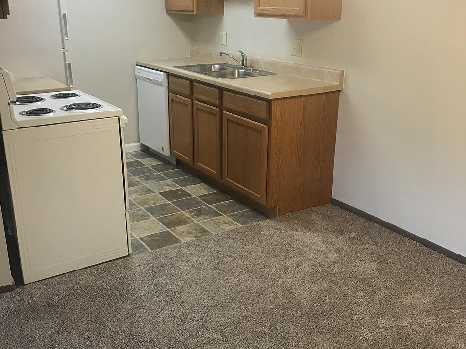1st image of 808 W Pine Hill Ln APT 9