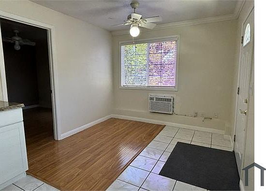3rd image of 5034 Snow Dr