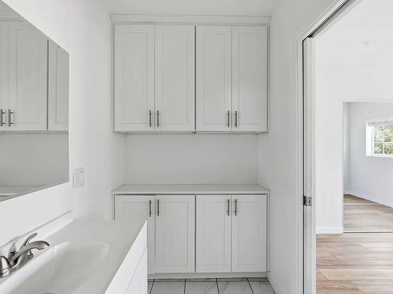 4177 Naomi Ave — Photo 11