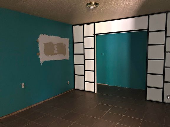 3rd image of 11431 Harris Dr