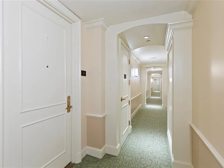 300 Beach Dr NE #302 — Photo 24