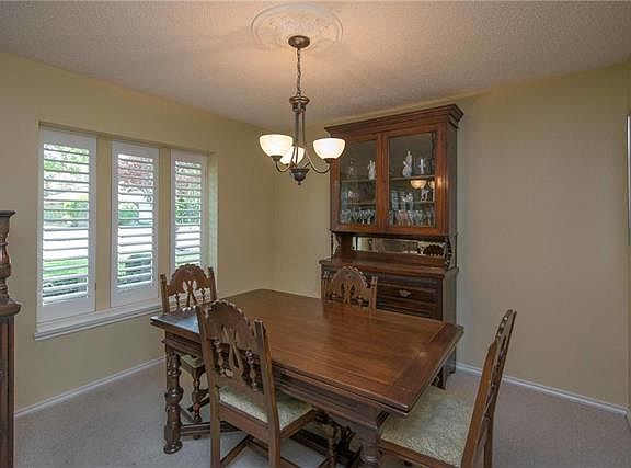 4th image of 1711 Russwood Dr