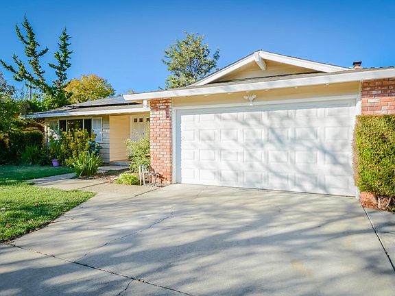 3rd image of 4471 Piper Dr