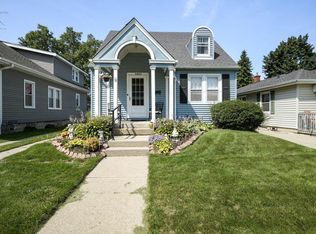 2604 Hayes Ave, Racine, WI 53405