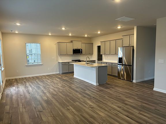Kitchen and dining area