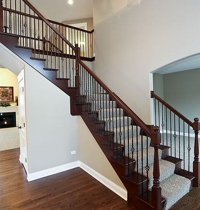 2nd image of 12703 Waterford Dr