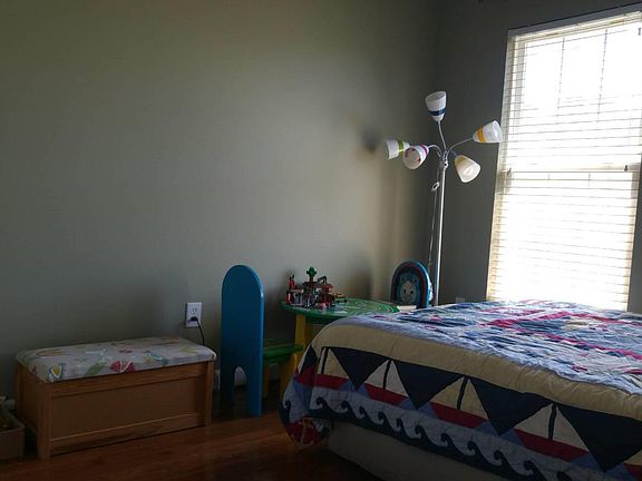 3rd image of 29 Calabash Ct