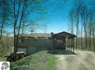 6623 S Davis Rd NE, Mancelona, MI 49659
