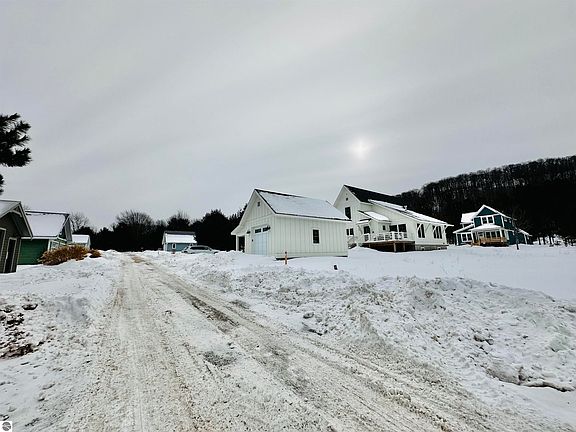 4th image of W South St Lot 42
