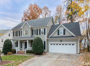 104 Ferncroft Ct, Cary, NC 27519