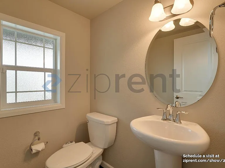 4323 235th Pl SE — Photo 3