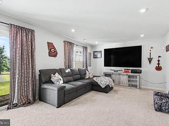 4th image of 4014 Shire Meadow Ln
