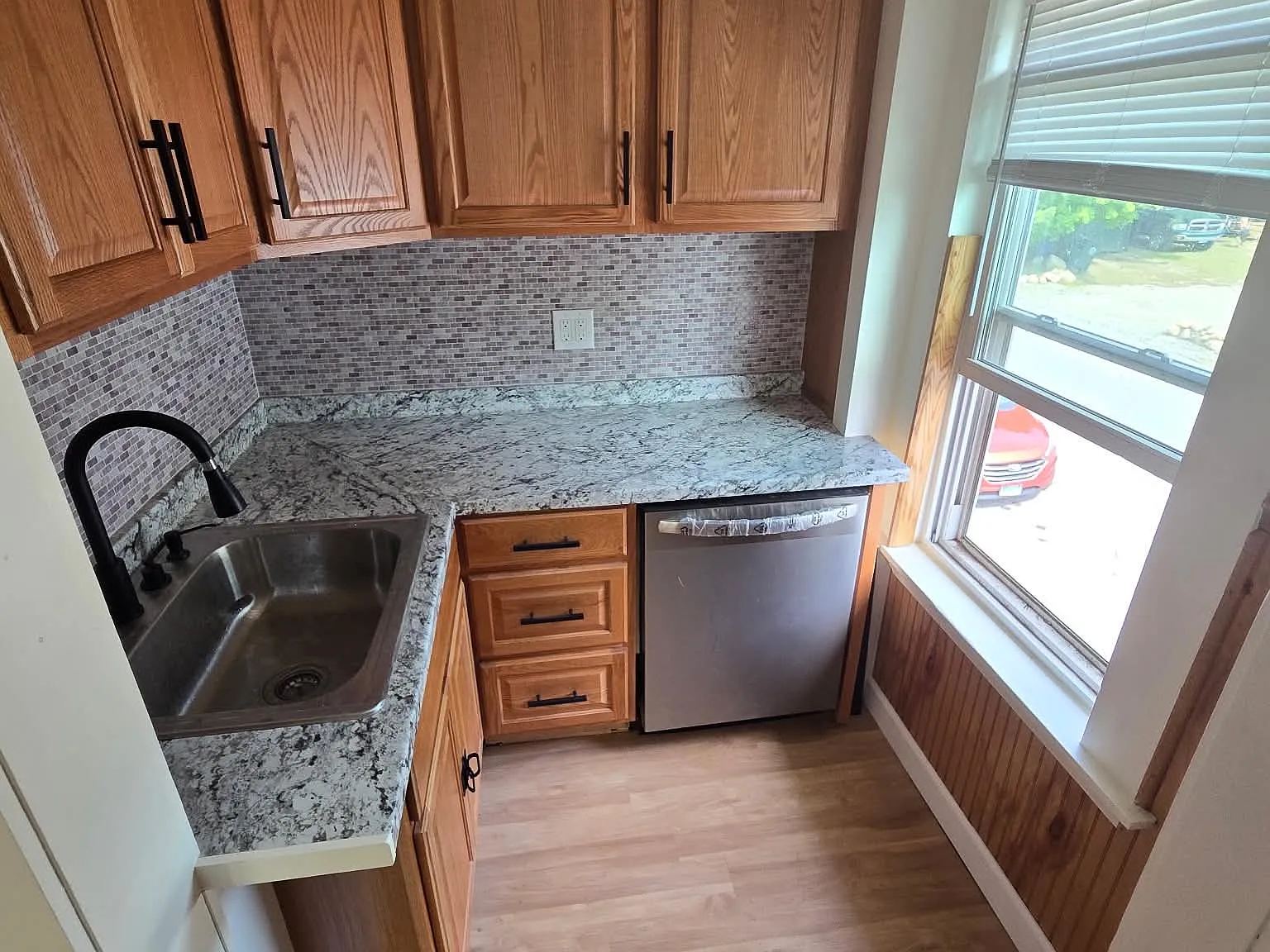 4 bed, 1200 sqft, $2,150 — Photo 2