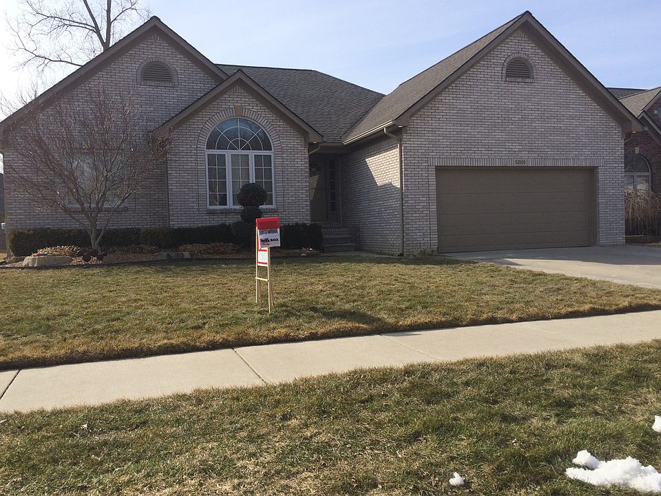 1st image of 53509 Deerfield Ln