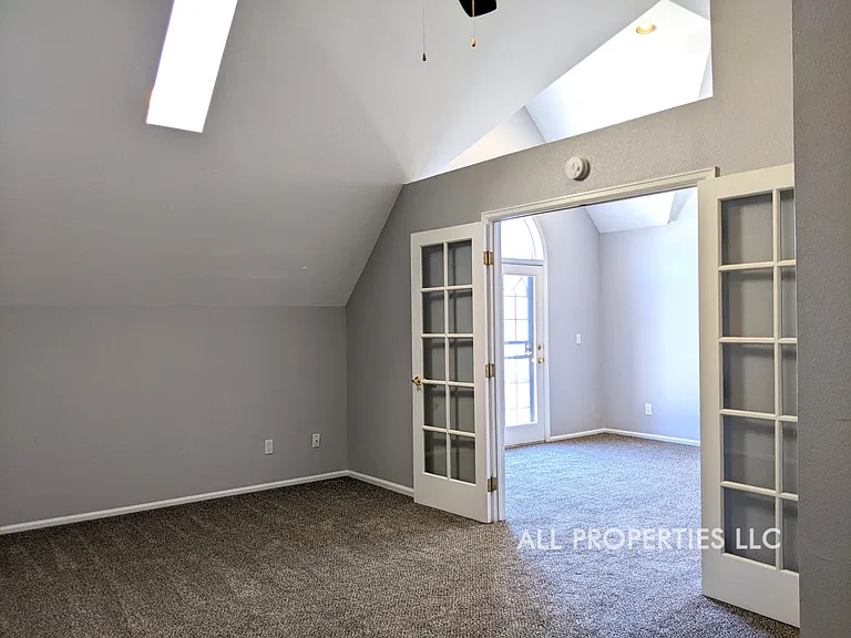 123 E Bayaud Ave — Photo 38
