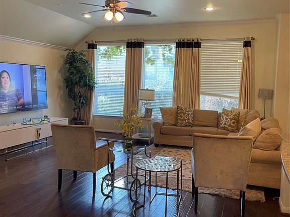 5th image of 4531 Tamara Heights Ln