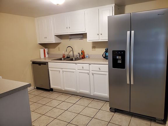 2nd image of 375 Circuit Ln Unit C