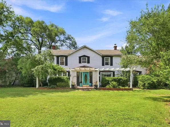 491 Viewtown Rd, Amissville, VA 20106