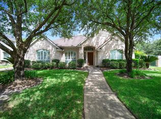 10614 Silverado Trace Dr, Houston, TX 77095