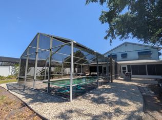 736 Searcy Ave, Sarasota, FL 34237