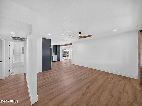 5th image of 1712 E Whitton Avenue