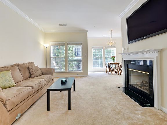 3rd image of 4140 Fountainside Ln Suite D204
