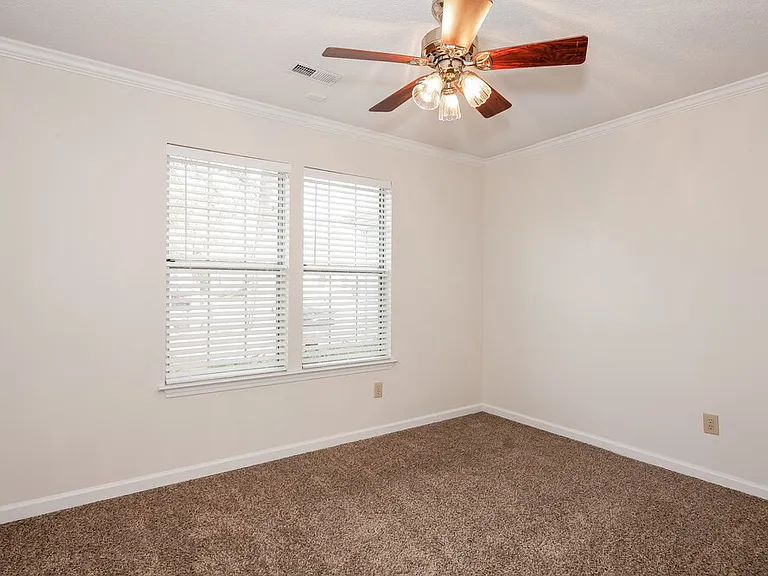 3407 Mayhurst Dr — Photo 13