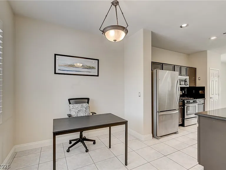 804 Peachy Canyon Cir #201 — Photo 12
