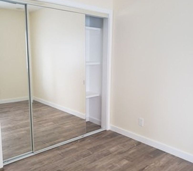 2nd image of 5276 Ithaca Ave APT 1